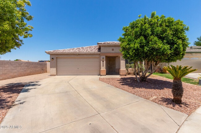 property at 10874 W Edgemont Ave
