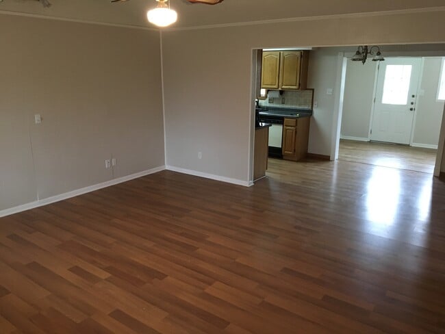 3506 Highmeadow Ln in Greenville, TX - Building Photo - Building Photo