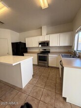 7034 W Mercer Ln in Peoria, AZ - Building Photo - Building Photo
