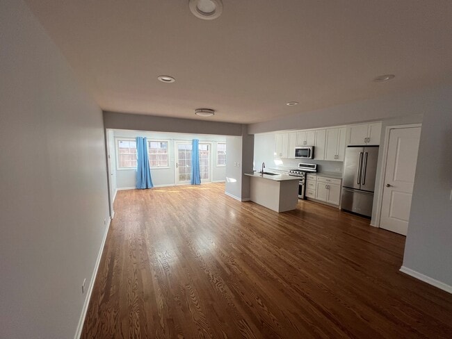 772 Green Bay Rd in Winnetka, IL - Building Photo - Building Photo