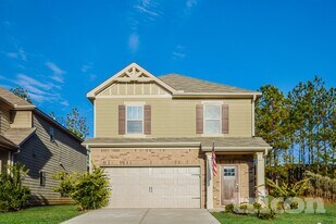 498 Kirkland Dr in Locust Grove, GA - Building Photo