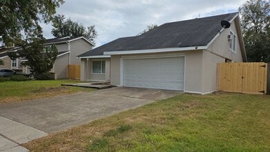 12807 Villawood Ln in Houston, TX - Building Photo - Building Photo