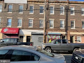 2112 S 8th St in Philadelphia, PA - Building Photo