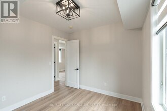 5 Mill St N in Brampton, ON - Building Photo - Building Photo