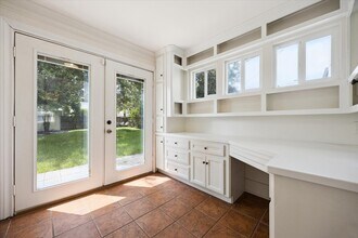 6420 Buffalo Speedway in Houston, TX - Building Photo - Building Photo