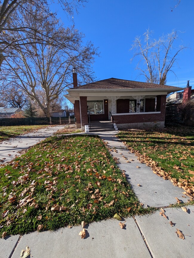 property at 225 N Main St