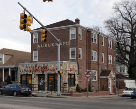 Auburn Apartments in Cranston, RI - Building Photo - Building Photo