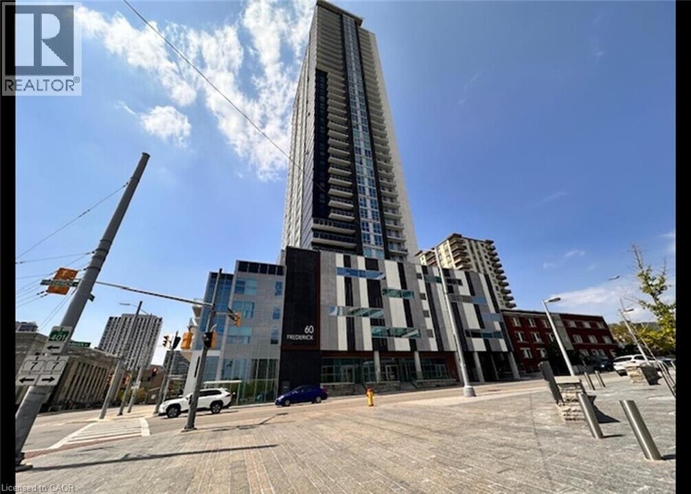 60 Frederick St in Kitchener, ON - Building Photo
