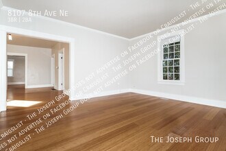 8107 8th Ave NE in Seattle, WA - Building Photo - Building Photo