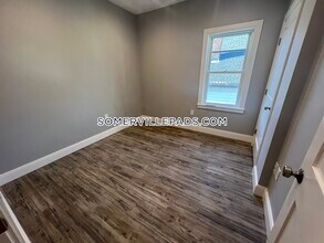3 Beacon St-Unit -3L in Somerville, MA - Foto de edificio - Building Photo
