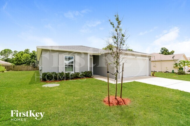 623 SW Homeland Rd in Port St. Lucie, FL - Building Photo - Building Photo