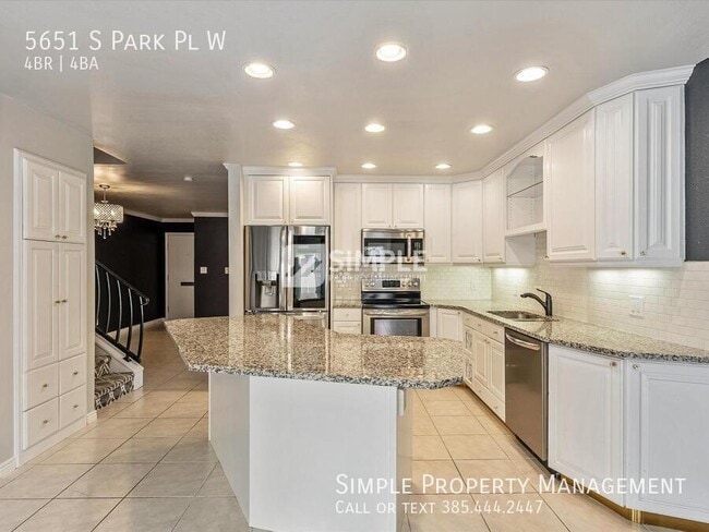 property at 5651 S Park Pl W