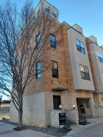 736 Skyline Bluff Ct in Fort Worth, TX - Building Photo