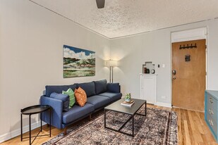 1666 Detroit St in Denver, CO - Building Photo