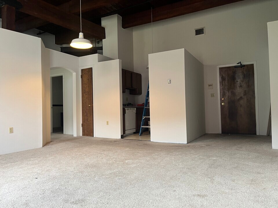 84 Union Pl, Unit 303 in Hartford, CT - Building Photo