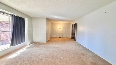 12109 Camelot Dr in Oklahoma City, OK - Building Photo - Building Photo