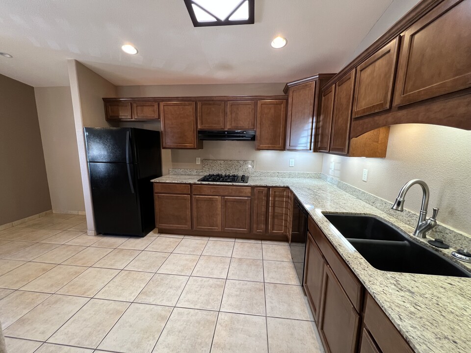 635 S Vía Entrada in Sierra Vista, AZ - Building Photo