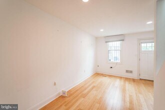 2107 Clymer St in Philadelphia, PA - Building Photo - Building Photo
