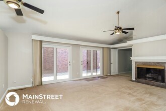 1625 Country Place Rd in Oklahoma City, OK - Building Photo - Building Photo