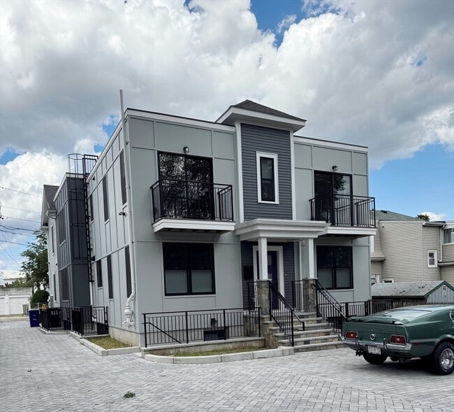property at 17 Fremont St