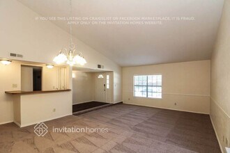 421 Kingsbridge Dr in Garland, TX - Foto de edificio - Building Photo