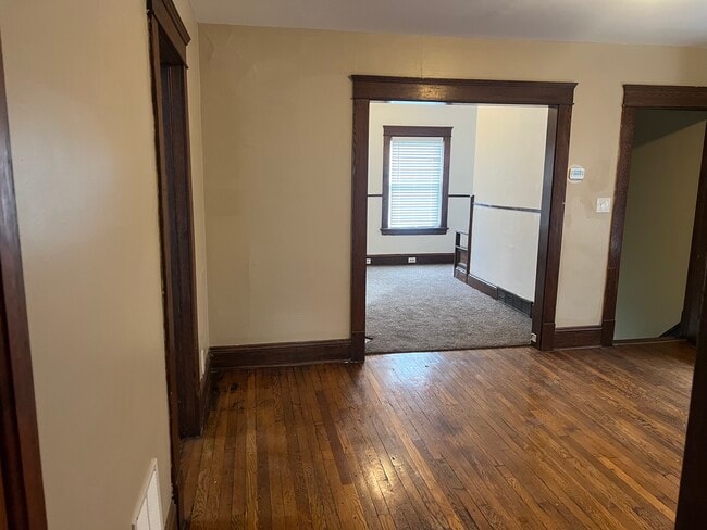 1316 W 91st St, Unit #2