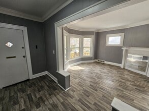 9208 Pierpont Ave in Cleveland, OH - Building Photo - Building Photo