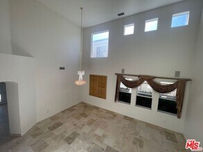 24224 Edelweiss Ct in Santa Clarita, CA - Building Photo - Building Photo