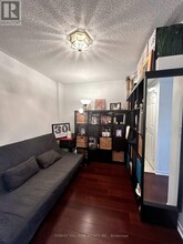 909-2909 Bay St. in Toronto, ON - Building Photo - Building Photo