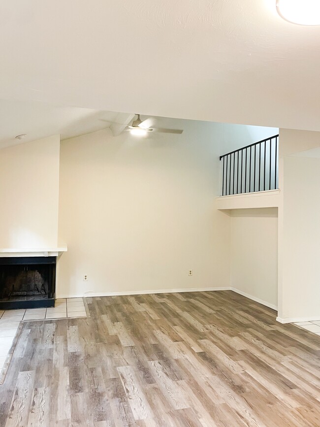 12319 Cedar Springs Ln