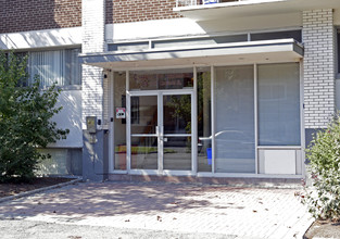 Barber Street Apartments in Ottawa, ON - Building Photo - Building Photo