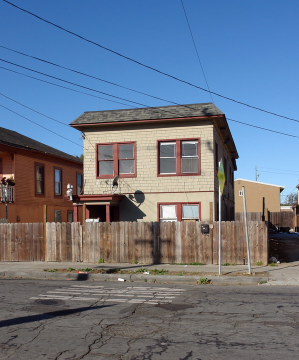 21 2nd St in Richmond, CA - Building Photo