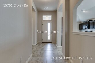 15701 Caney Dr in Edmond, OK - Building Photo - Building Photo