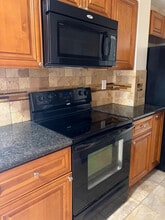 3590 Blue Lake Dr in Pompano Beach, FL - Building Photo - Building Photo