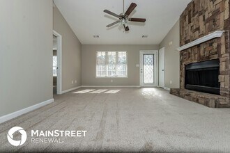 69 Willow Ridge Dr in Hampton, GA - Building Photo - Building Photo