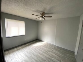 Courtyard @ The Flats in Memphis, TN - Building Photo - Building Photo