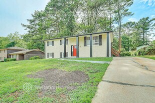 2675 Jamestown Way in Decatur, GA - Building Photo