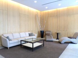 601 Albany St, Unit 606 in Boston, MA - Building Photo