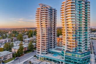 Foster Martin in White Rock, BC - Building Photo - Building Photo