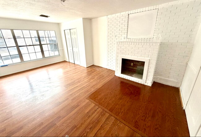 2502 Ave O NW, Unit Apartment in Winter Haven, FL - Building Photo - Building Photo