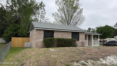 5933 Jammes Rd in Jacksonville, FL - Building Photo - Building Photo