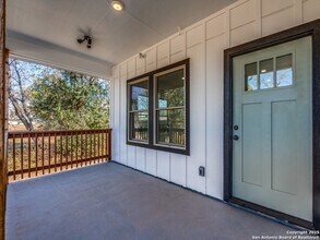 938 Dawson St in San Antonio, TX - Building Photo - Building Photo