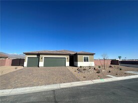 1621 Pinedale St in Pahrump, NV - Building Photo