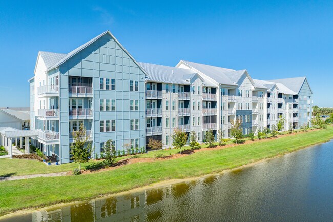 RISE Viera in Melbourne, FL - Building Photo - Building Photo