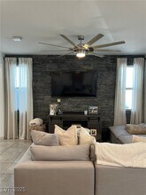900 Bluebell Brook St in Henderson, NV - Building Photo - Building Photo