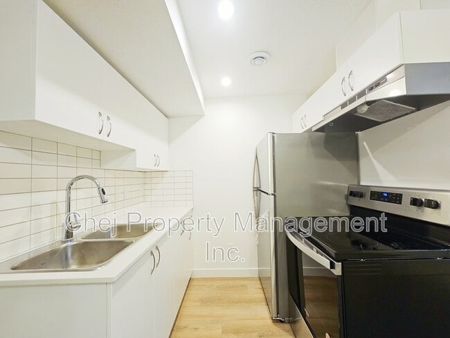 property at 6351 King Wynd SW