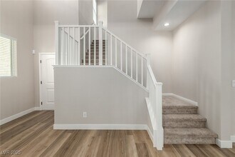 8055 Tank Loop St in Las Vegas, NV - Building Photo - Building Photo