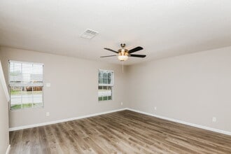 3148 Heritage Ln in Forest Hill, TX - Building Photo - Building Photo