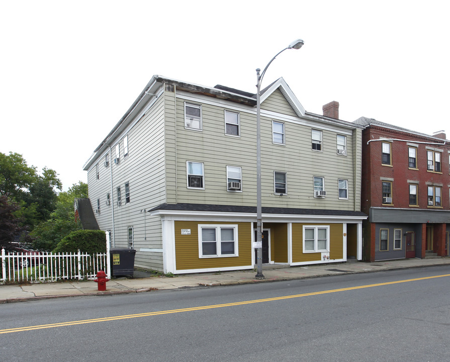 91-93 Cabot St in Beverly, MA - Building Photo