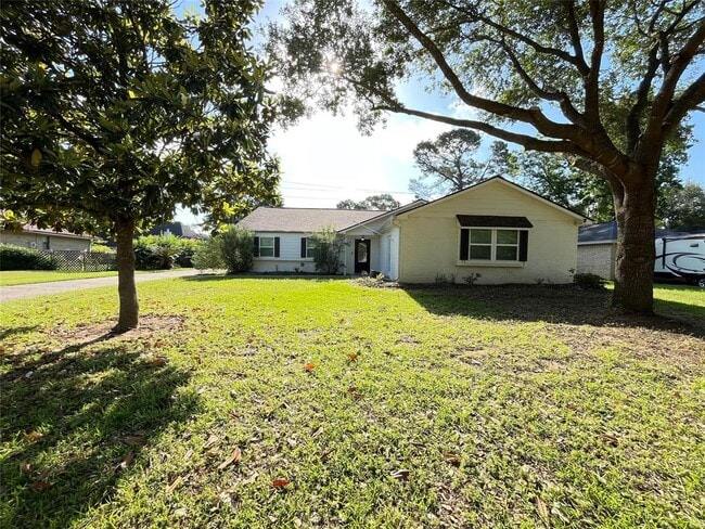 property at 31326 Alice Ln